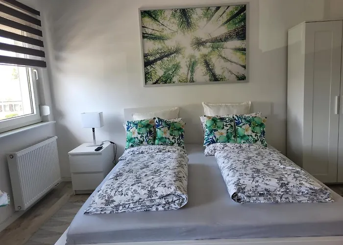 A Comfortable And Modern Newly Renovated Apartment