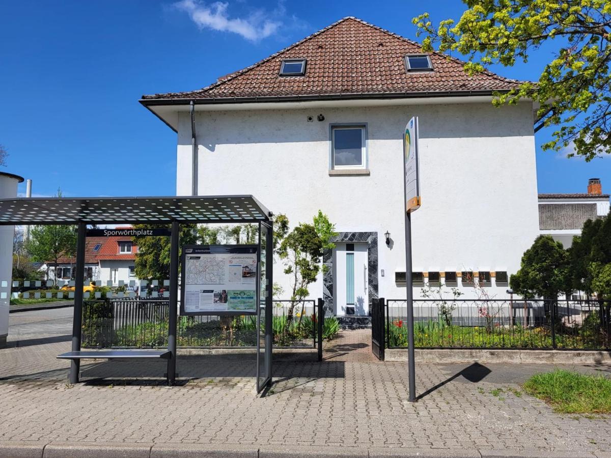 A Comfortable And Modern Newly Renovated Apartment